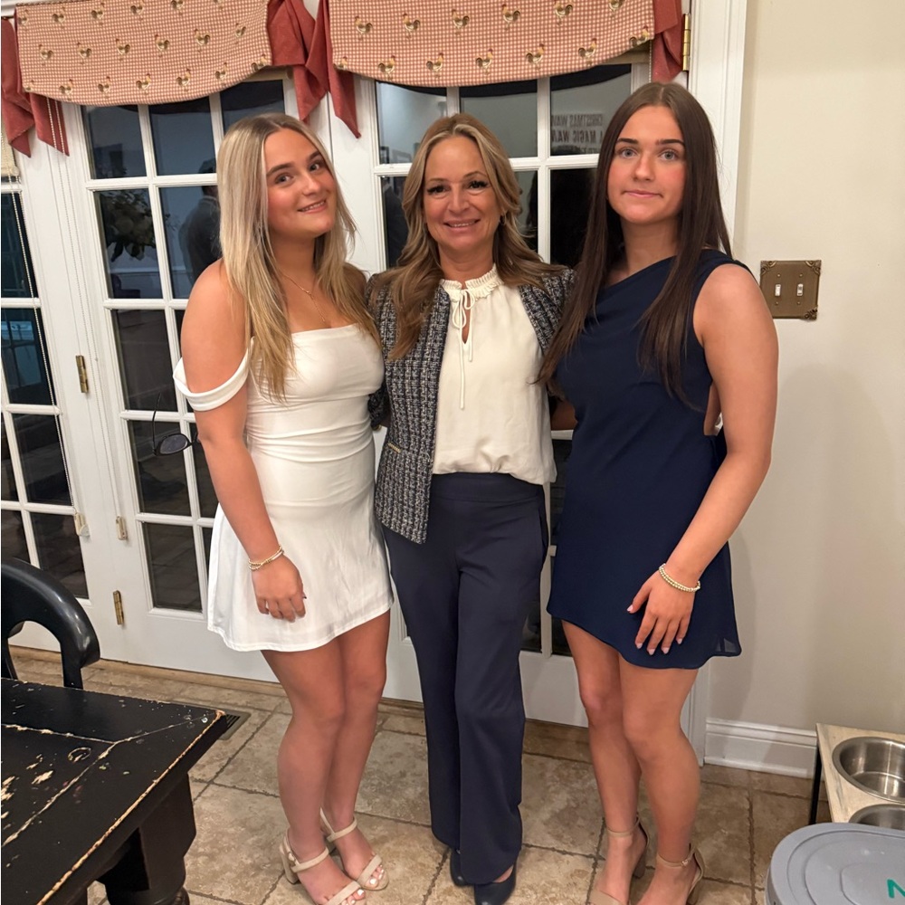 Meet your Posher, Renee